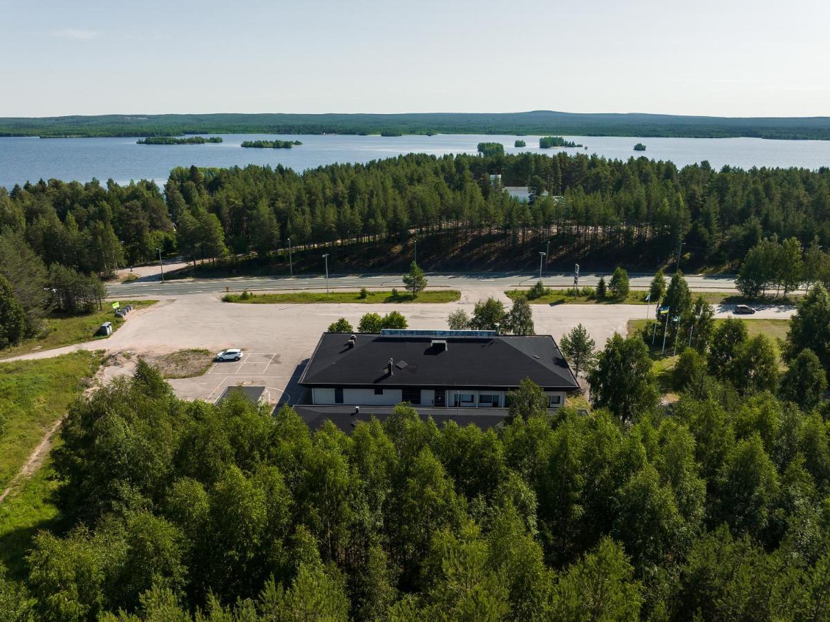Hotel Boreas Рованіемі Екстер'єр фото