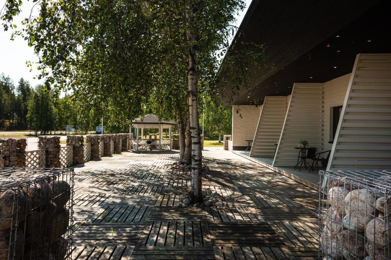 Hotel Boreas Рованіемі Екстер'єр фото