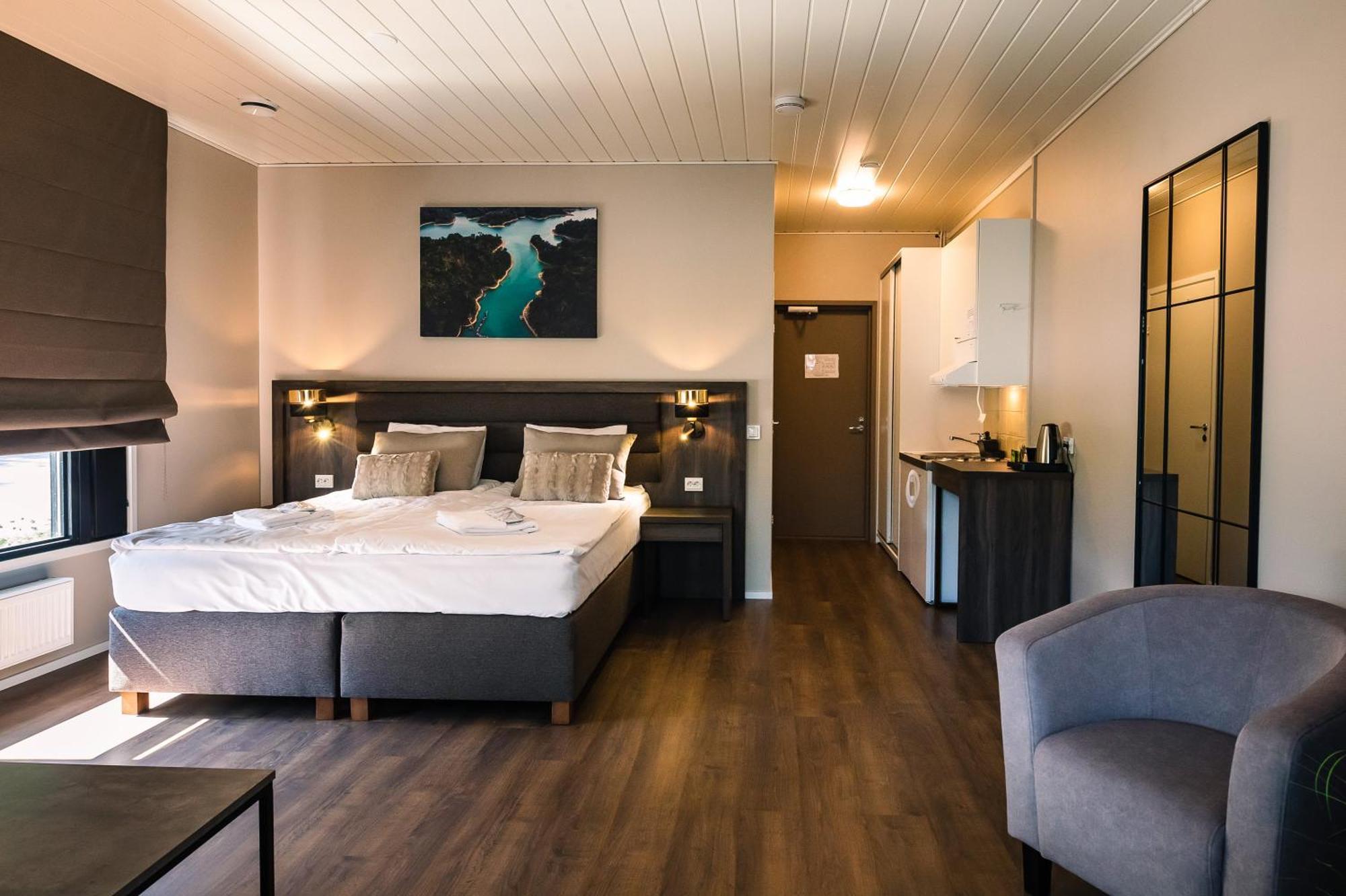 Hotel Boreas Рованіемі Екстер'єр фото